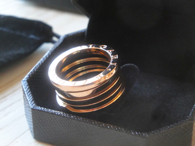 Anello Bulgari replica b.zero1 oro rosa quattro fasce ciondolo - immagine 6